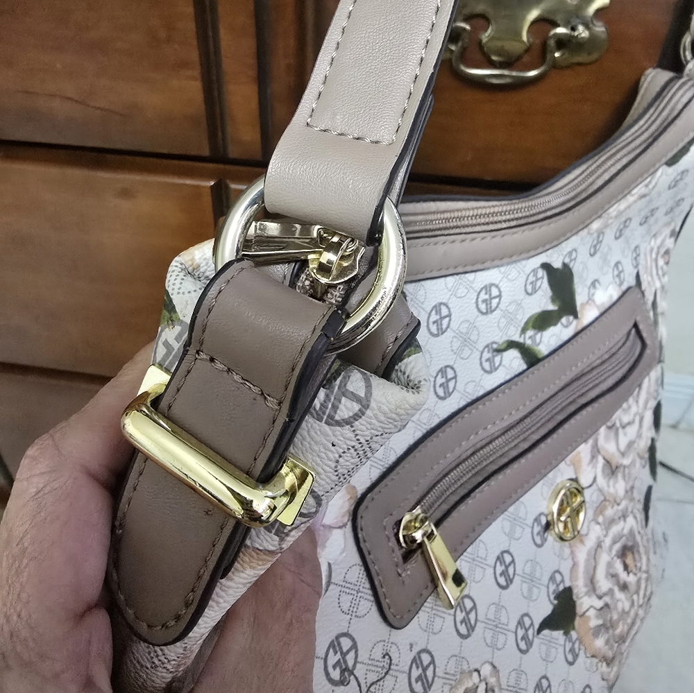Giani Bernini Floral Shoulder Hobo Bag - Picture 7 of 9